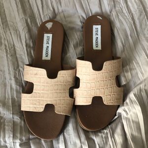 Steve Madden Harriet Beige Croc Sandals